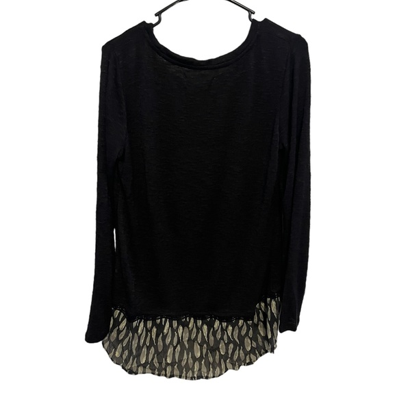 Blouse by Carolyn Taylor - Picture 2 of 5